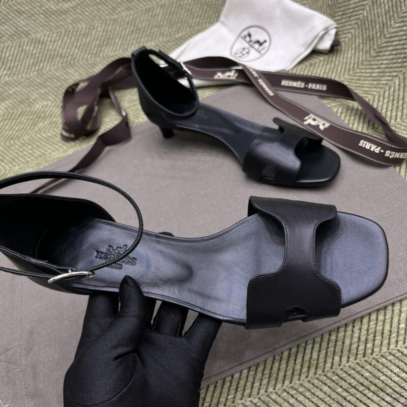 Hermes Joy Sandals With Black Leather - Image 8