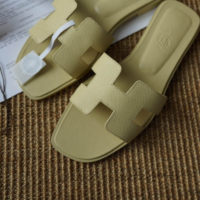 Hermes Oran Sandals with Yellow Epsom Leather - Image 3