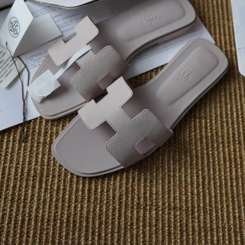 Hermes Oran Sandals with Pink Epsom Leather - Image 7