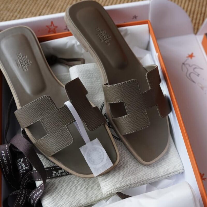 Hermes Oran Sandals with Grey Epsom Leather - Image 5