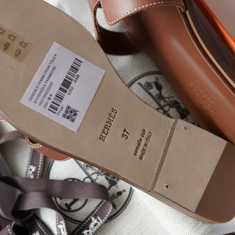 Hermes Oran Sandals with Gold Epsom Leather - Image 9