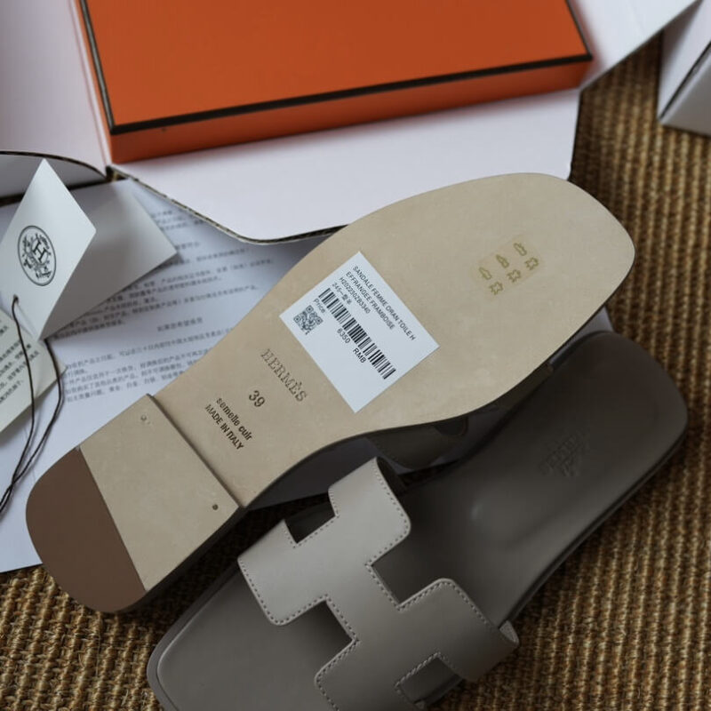 Hermes Oran Sandals with Grey Box Leather - Image 2