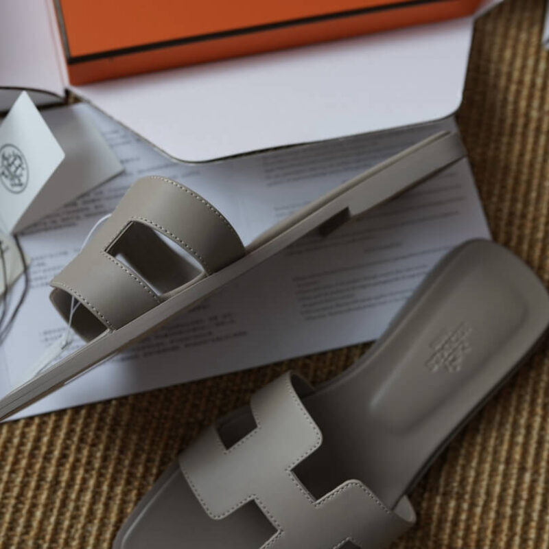 Hermes Oran Sandals with Grey Box Leather - Image 3
