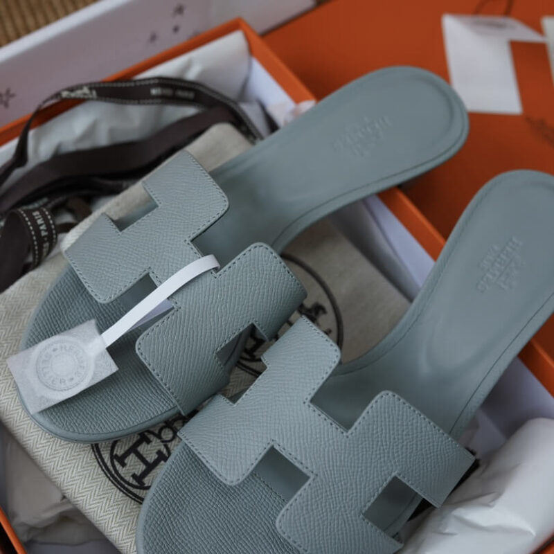 Hermes Oasis Sandals with Green Epsom Leather - Image 4