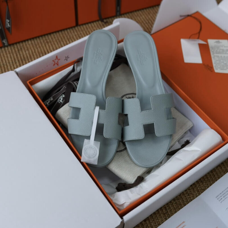 Hermes Oasis Sandals with Green Epsom Leather - Image 5