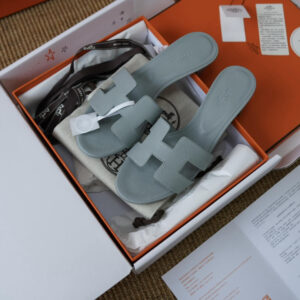 Hermes Oasis Sandals with Green Epsom Leather