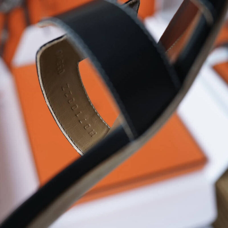 Hermes Oasis Sandals with Black Box Leather - Image 2