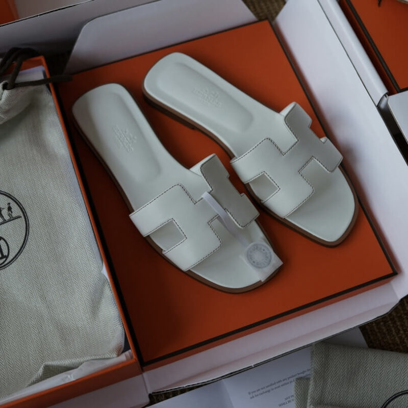 Hermes Oran Sandals with White Box Leather - Image 6