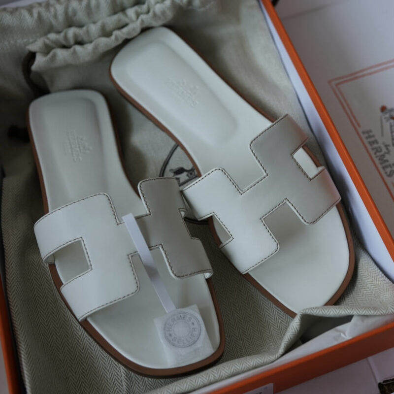 Hermes Oran Sandals with White Box Leather - Image 8