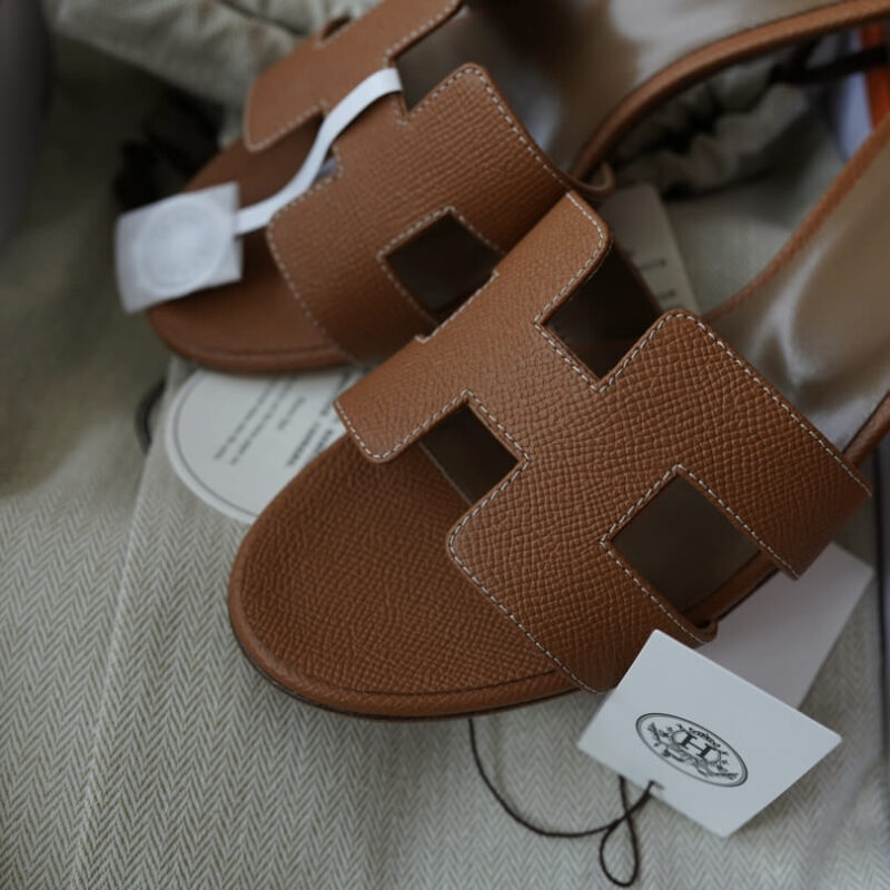 Hermes Oasis Sandals with Gold Epsom Leather - Image 3