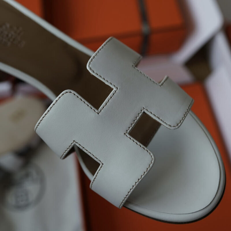 Hermes Oasis Sandals with White Box Leather - Image 9