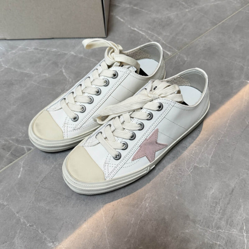 Golden Goose V-star Low-top Sneakers White
