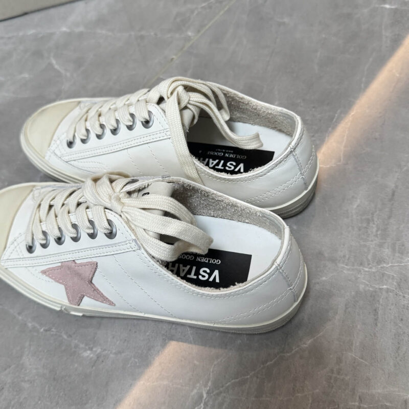 Golden Goose  V-star Low-top Sneakers White - Image 8