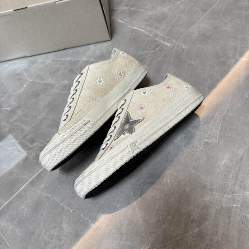 Golden Goose  V-star Low-top Sneakers Grey - Image 5