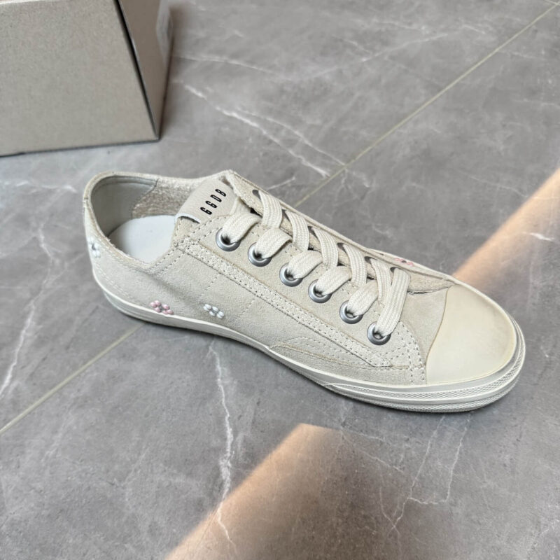 Golden Goose  V-star Low-top Sneakers Grey - Image 8