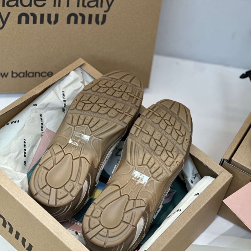 Miu Miu x New Balance 530 Grey Sneakers - Image 9
