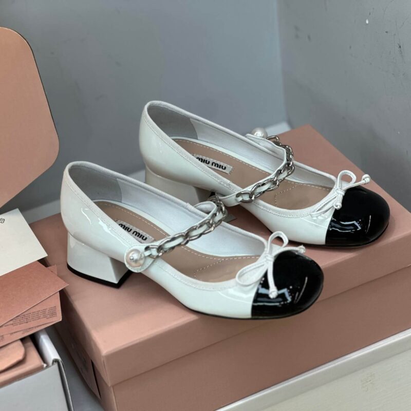 Miu Miu White Patent Leather Pumps - Image 6