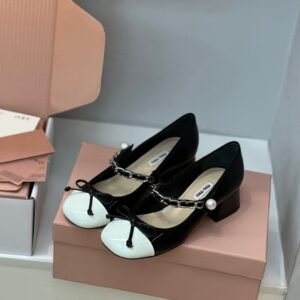 Miu Miu Black Patent Leather Pumps