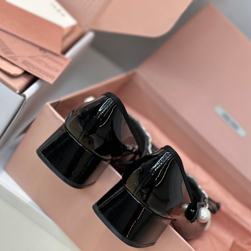 Miu Miu Black Patent Leather Pumps - Image 8