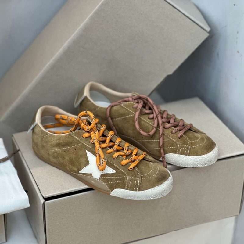 Golden Goose True-Star in tobacco-colored suede Sneakers - Image 4