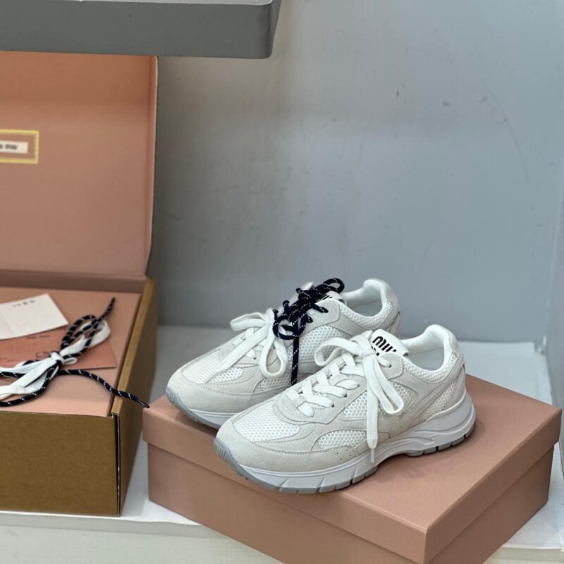 Miu Miu  530 White Sneakers - Image 3