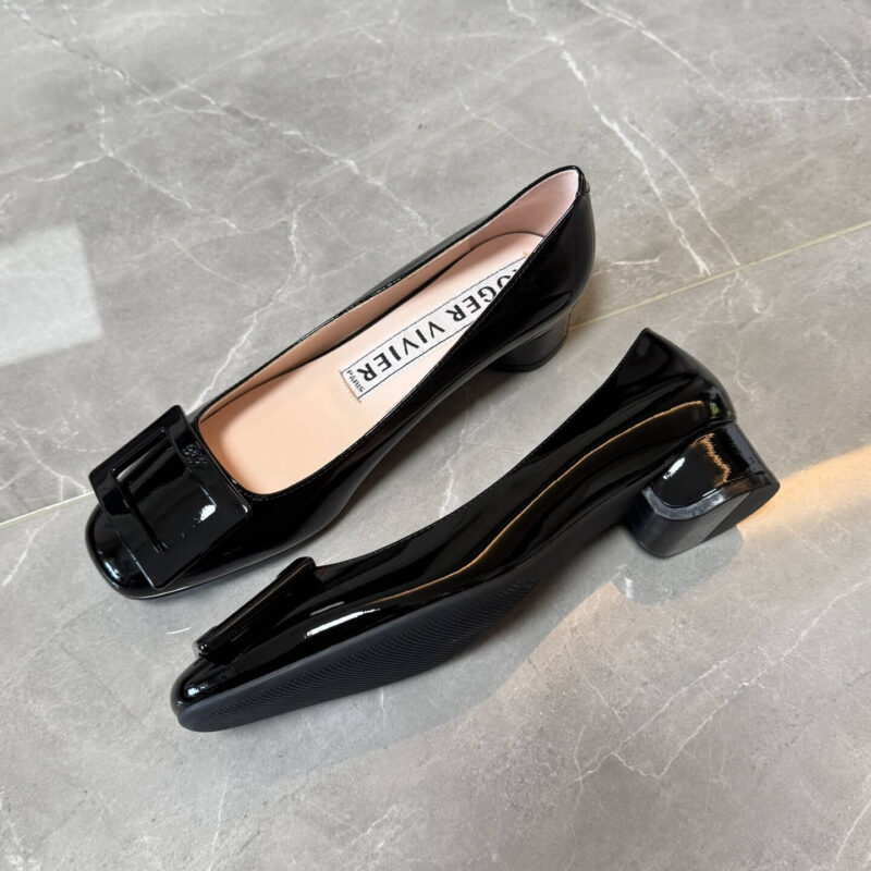 Roger Vivier Roundy Patent Leather Black Buckle Pumps - Image 4