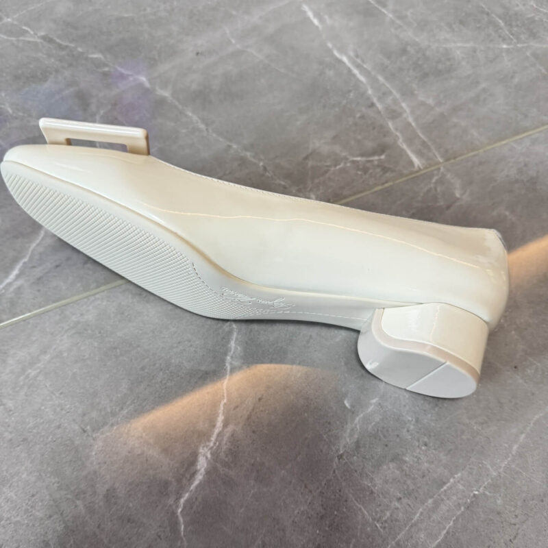 Roger Vivier Roundy Patent Leather White Buckle Pumps - Image 9